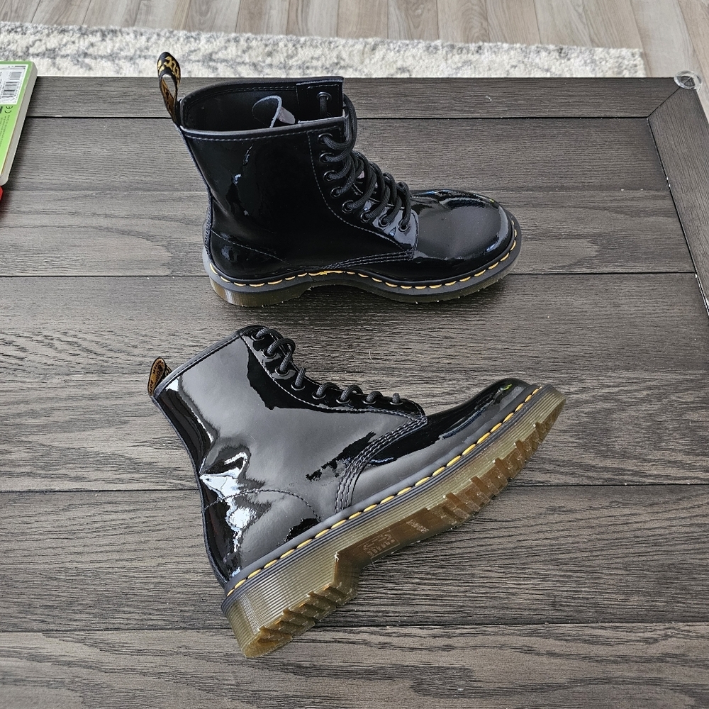 Dr. Martens 1460 Women's Patent Leather Lace Up Boots - Picture 4 of 9